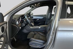 Mercedes GLC300 bild 8