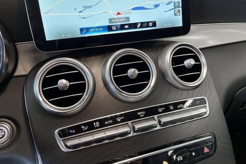 Mercedes GLC300 bild 13