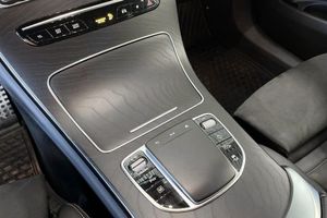 Mercedes GLC300 bild 12