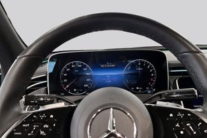 Mercedes E300 bild 10