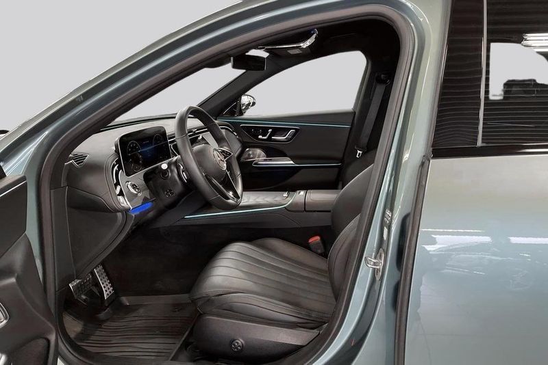 Mercedes E300 bild 8