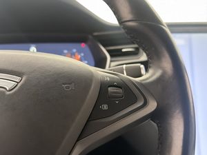 Tesla Model S bild 25