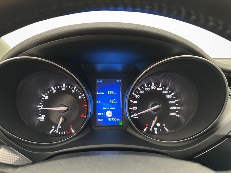 Toyota Avensis bild 19