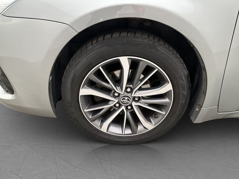 Toyota Avensis bild 22