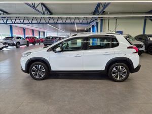 Peugeot 2008 bild 2