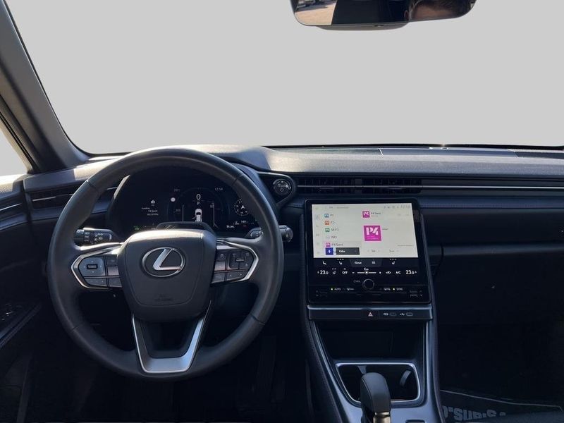 Lexus LBX bild 9