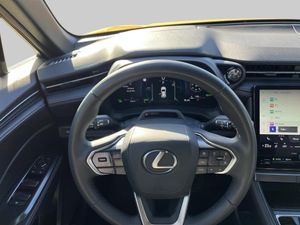 Lexus LBX bild 10