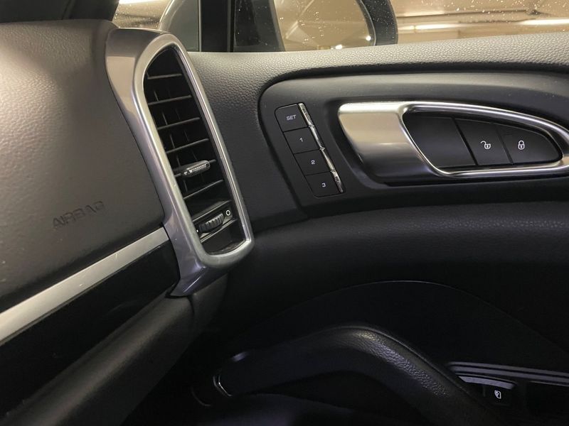 Porsche Cayenne bild 17