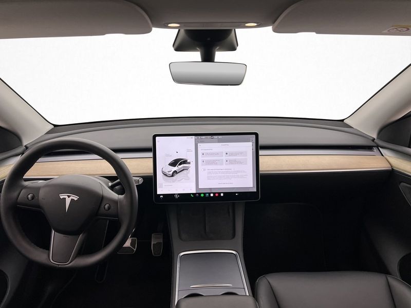 Tesla Model Y bild 15