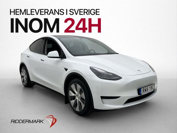 Tesla Model Y Standard Range 1-Brukare MOMS Drag Skinn Pano - 2023