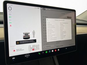 Tesla Model Y bild 24