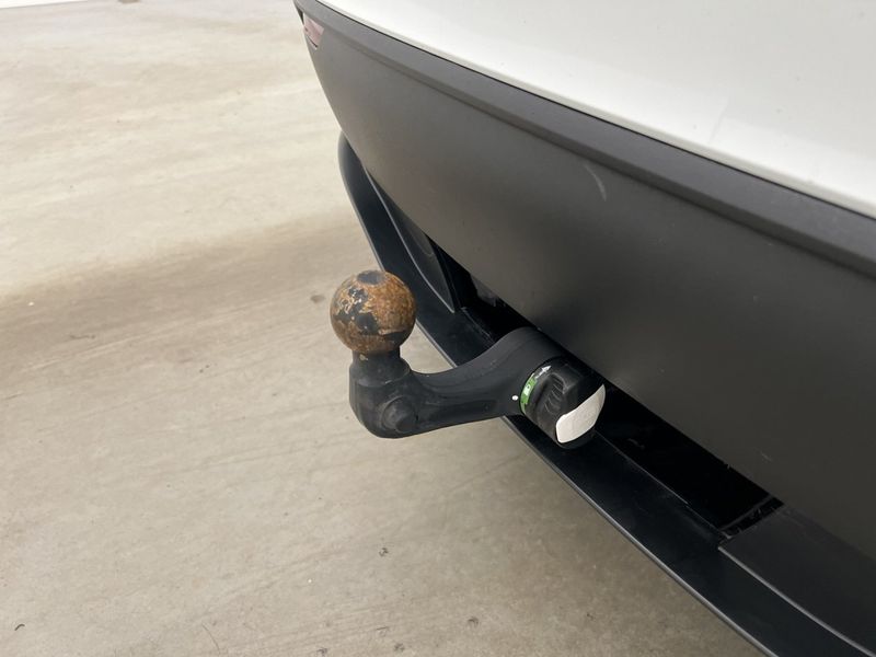 Tesla Model Y bild 9