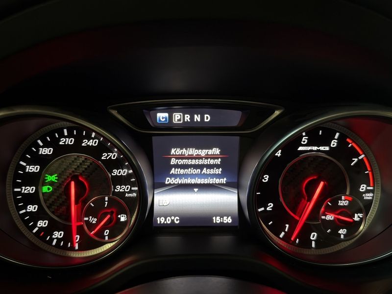 Mercedes CLA45 AMG bild 16