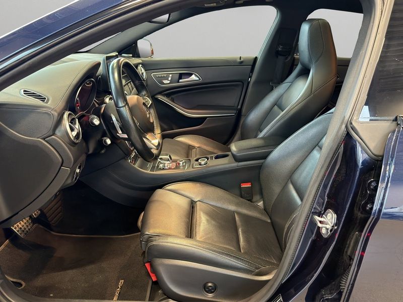 Mercedes CLA45 AMG bild 10