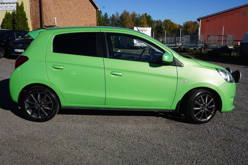 Mitsubishi Space Star bild 2