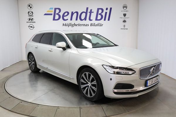 Volvo V90 Recharge T6 AWD | Momentum | Drag | Värmare - 2022