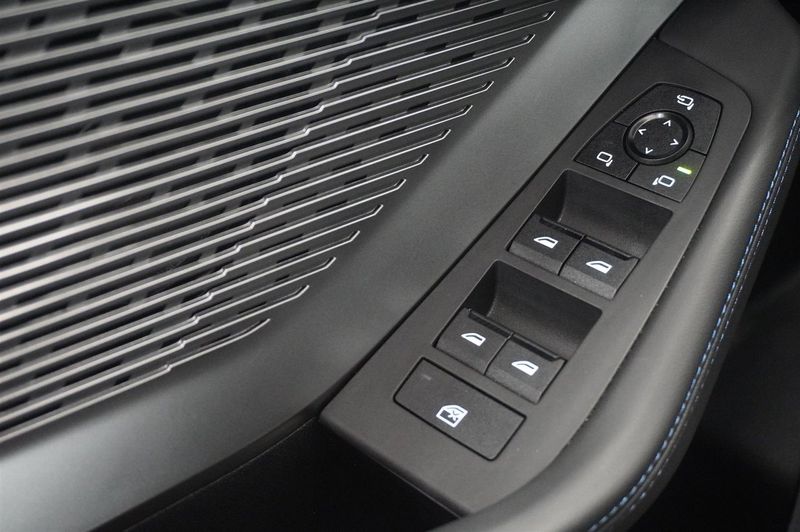 BMW 120 bild 9
