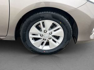 Toyota Auris bild 26