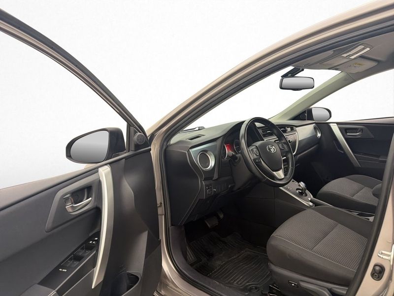 Toyota Auris bild 27