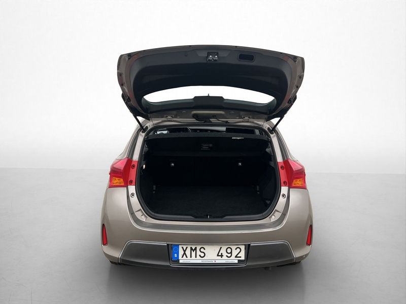Toyota Auris bild 22
