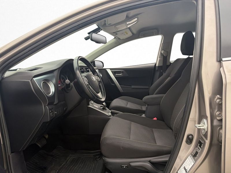 Toyota Auris bild 28