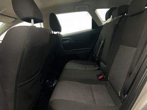 Toyota Auris bild 21
