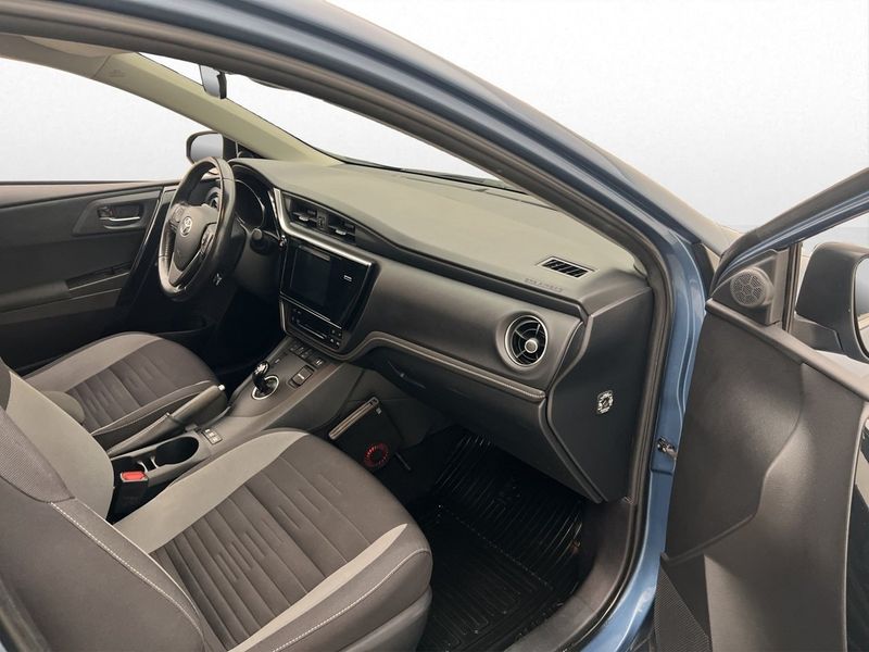 Toyota Auris bild 23