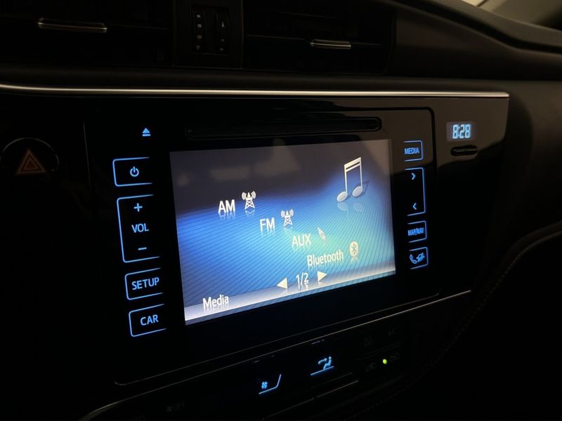 Toyota Auris bild 18