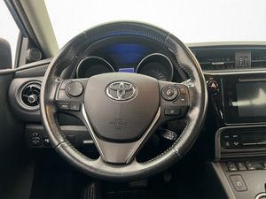 Toyota Auris bild 11