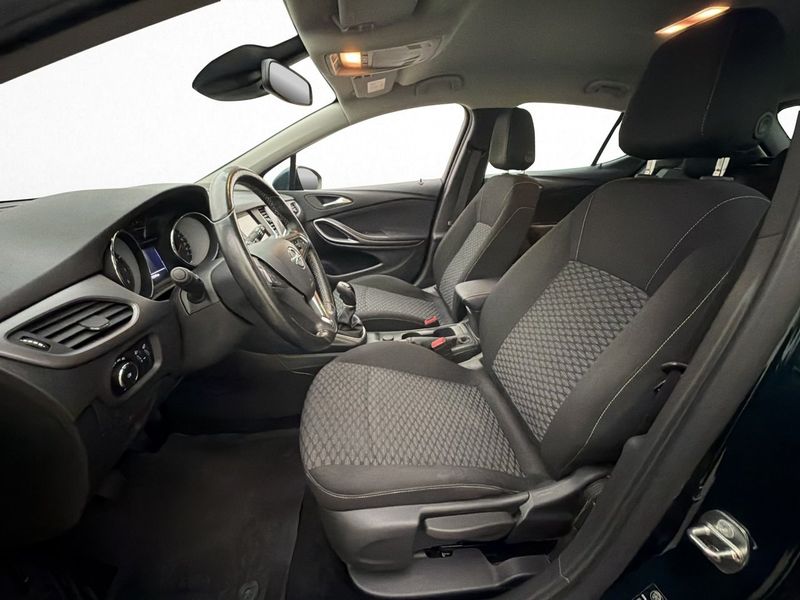 Opel Astra bild 10