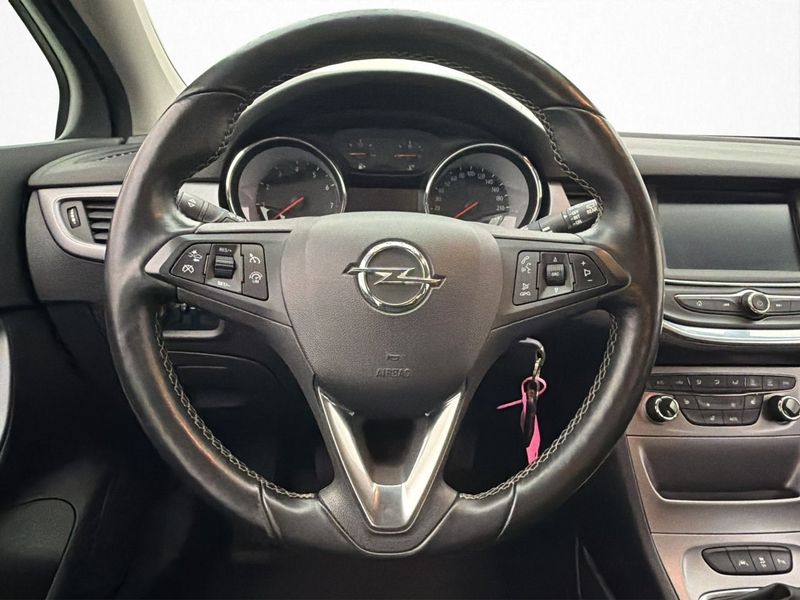 Opel Astra bild 11