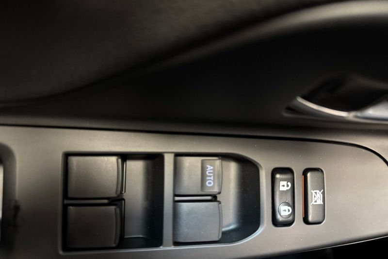 Toyota Yaris bild 18