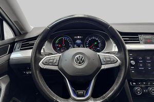 Volkswagen Passat bild 11