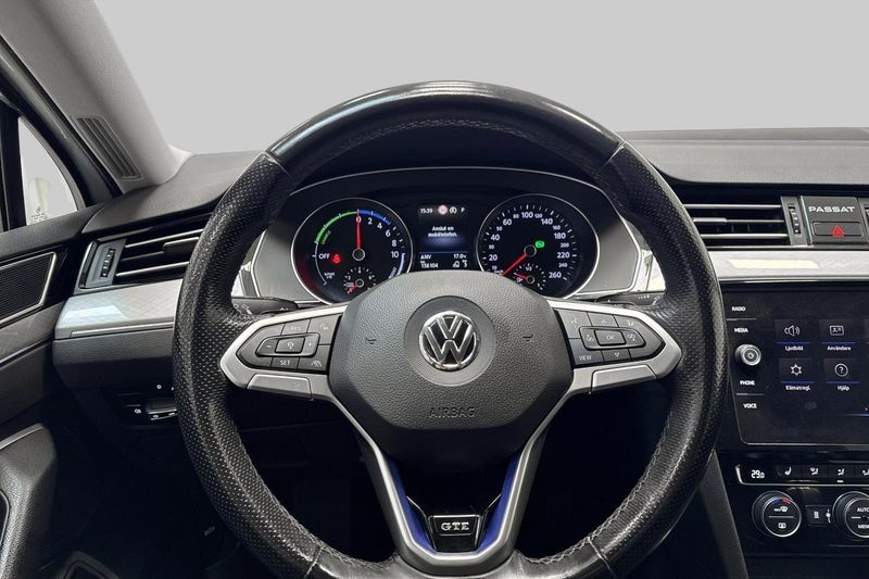Volkswagen Passat bild 11