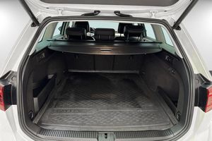 Volkswagen Passat bild 14