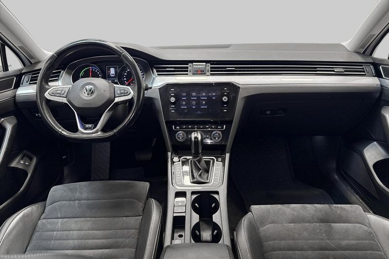Volkswagen Passat bild 7