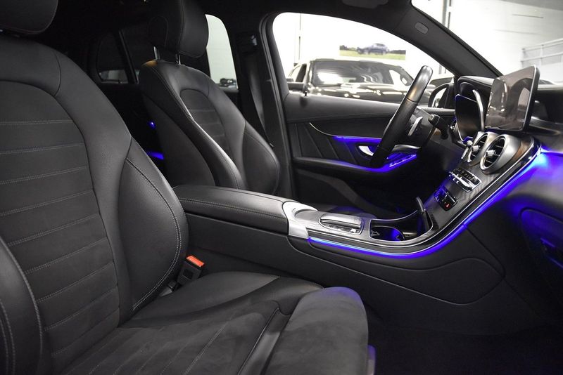 Mercedes GLC300 bild 12