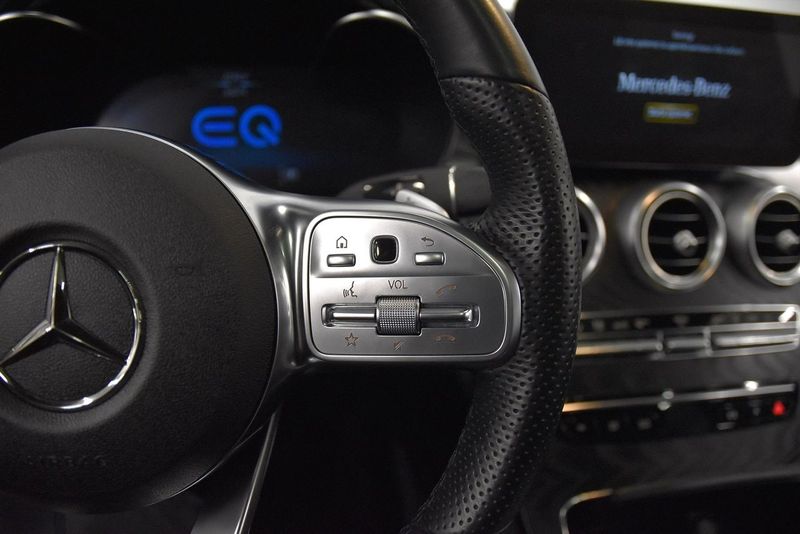 Mercedes GLC300 bild 11