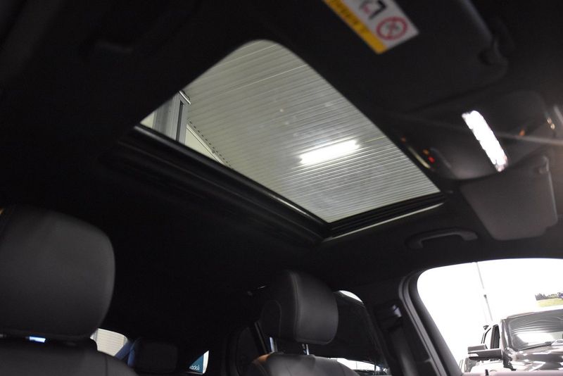 Mercedes GLC300 bild 13