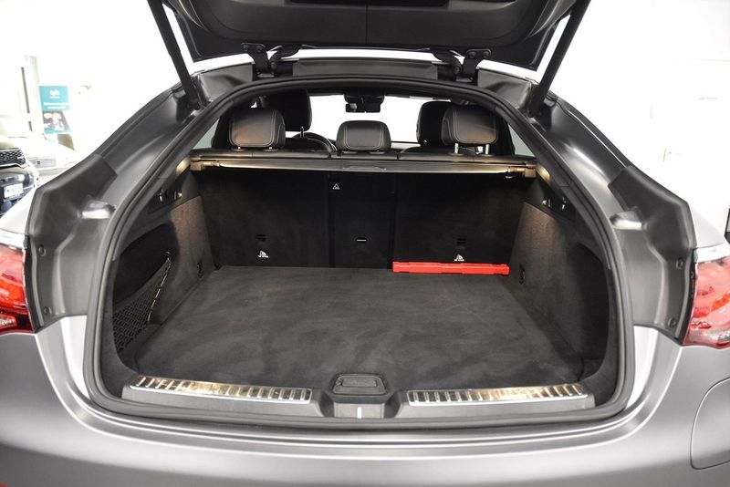 Mercedes GLC300 bild 23