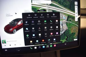 Tesla Model 3 bild 17