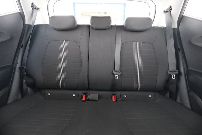 Hyundai i10 bild 16