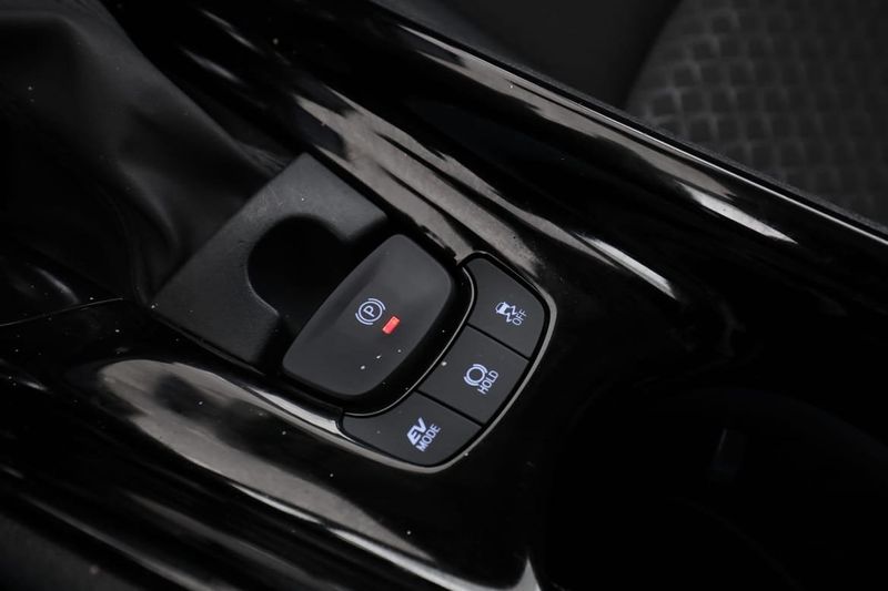 Toyota C-HR bild 28