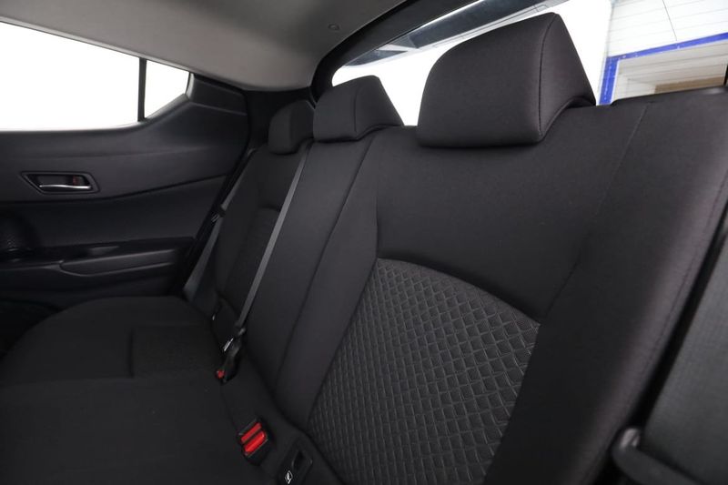 Toyota C-HR bild 15