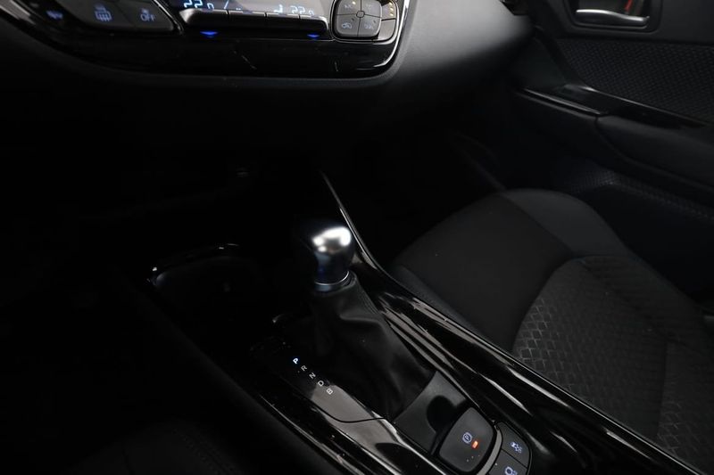 Toyota C-HR bild 24