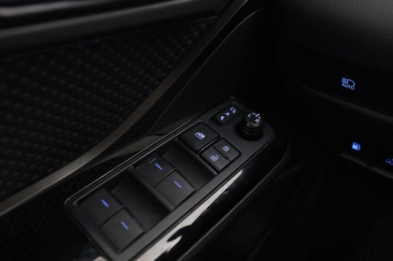 Toyota C-HR bild 35