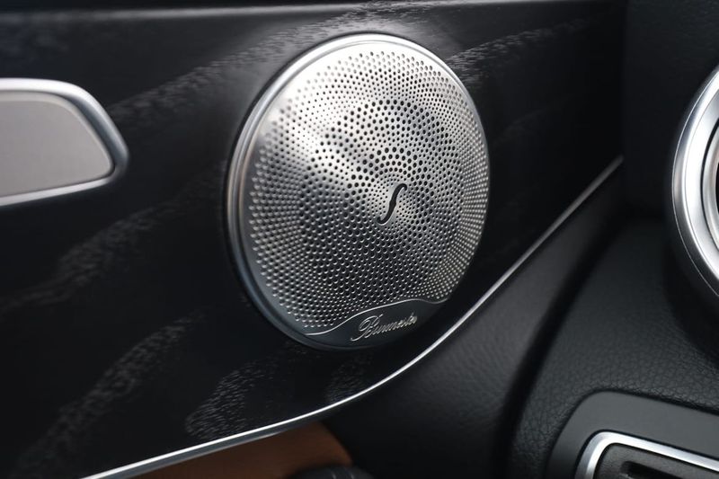 Mercedes GLC250 bild 38
