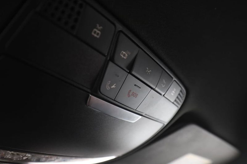 Mercedes GLC250 bild 32