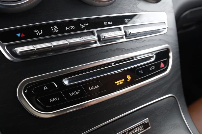 Mercedes GLC250 bild 26