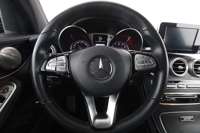 Mercedes GLC250 bild 19